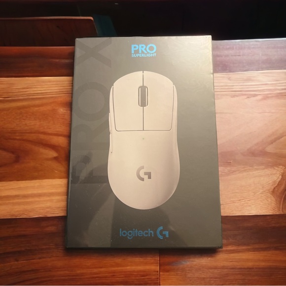 G PRO X SUPERLIGHT NWT